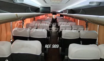  ÔNIBUS RODOVIÁRIO MARCOPOLO PARADISO 1800 6X2 MBB O500RSDD ANO 2014/2014 56 LUGARES + MOTORISTA e BC GUIA/ LEITO E SEMI LEITO / DESC PERNAS / 2 GELADEIRAS / CAMBIO MANUAL / BANCO GUIA / RODAS EM ALUMINIO – REF 989  cheio
